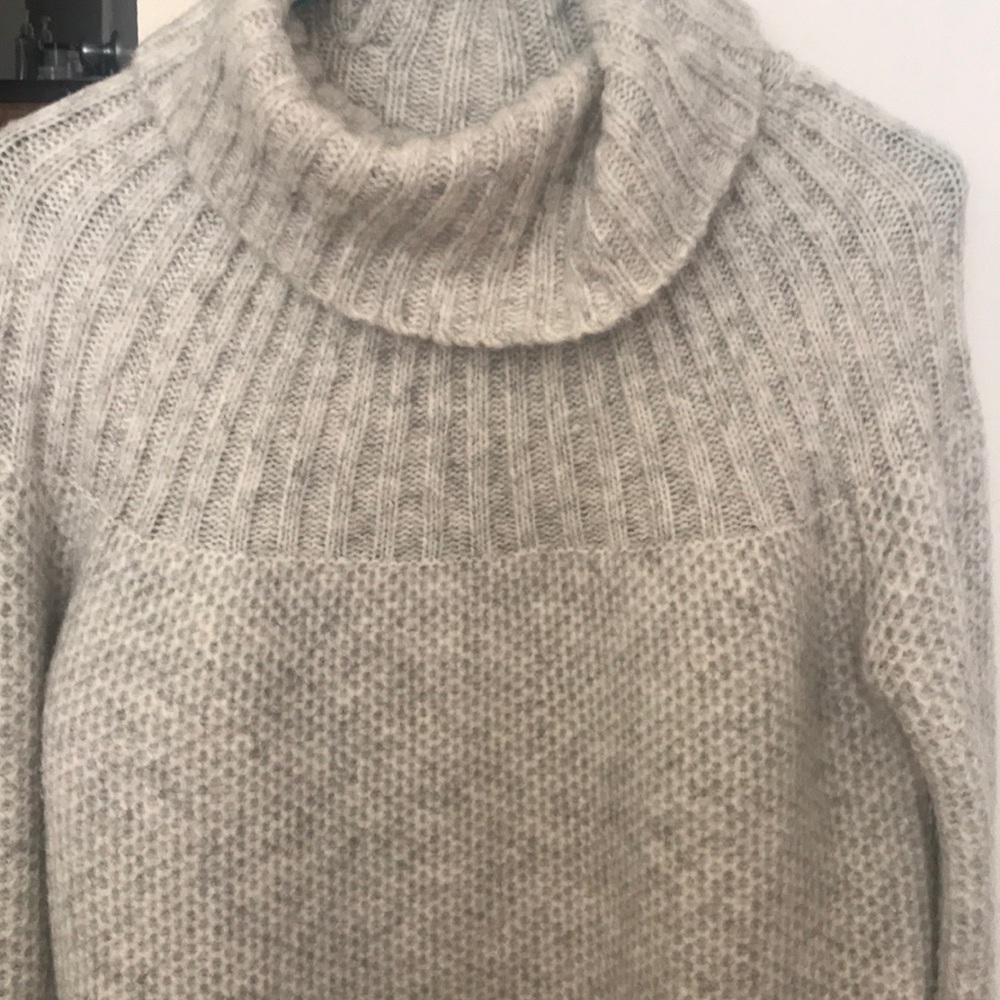 Madewell Sweater - Picture 5 of 8